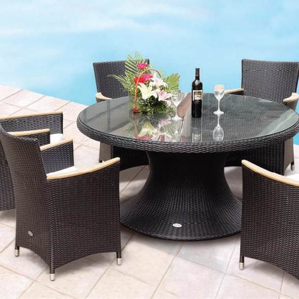 Helena Wicker Dining