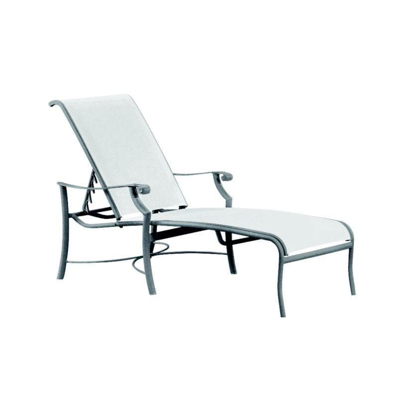 Montreux Dining by Tropitone