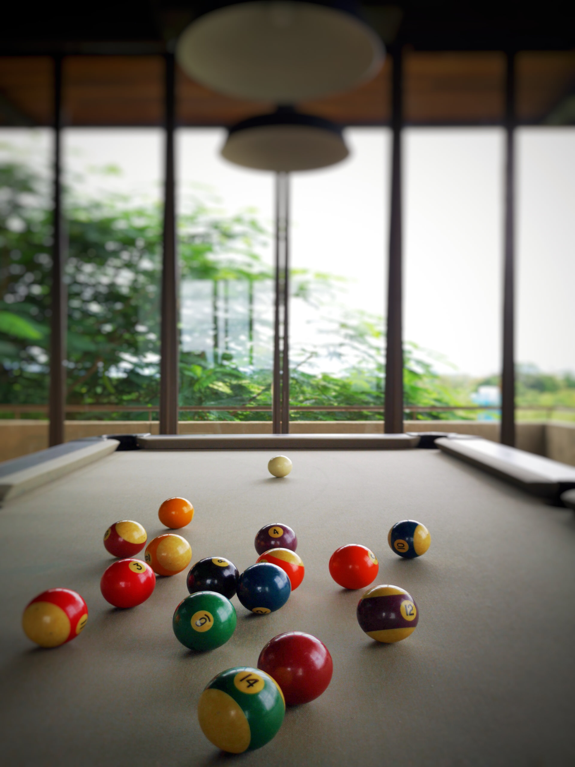 shutterstock_playing pool 4