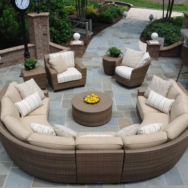 Saddleback Sectional