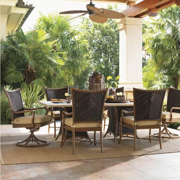 Island Estate Lanai Dining